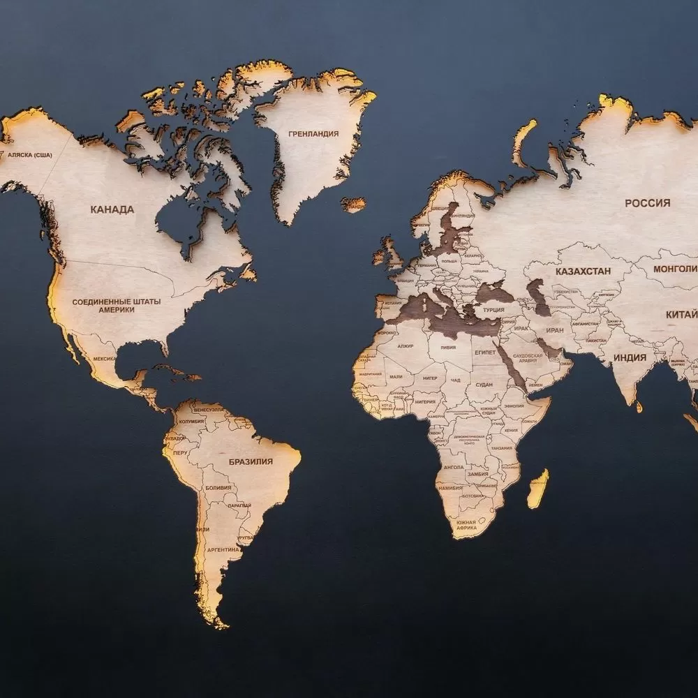 Карта мира объемная с желтой подсветкой 
